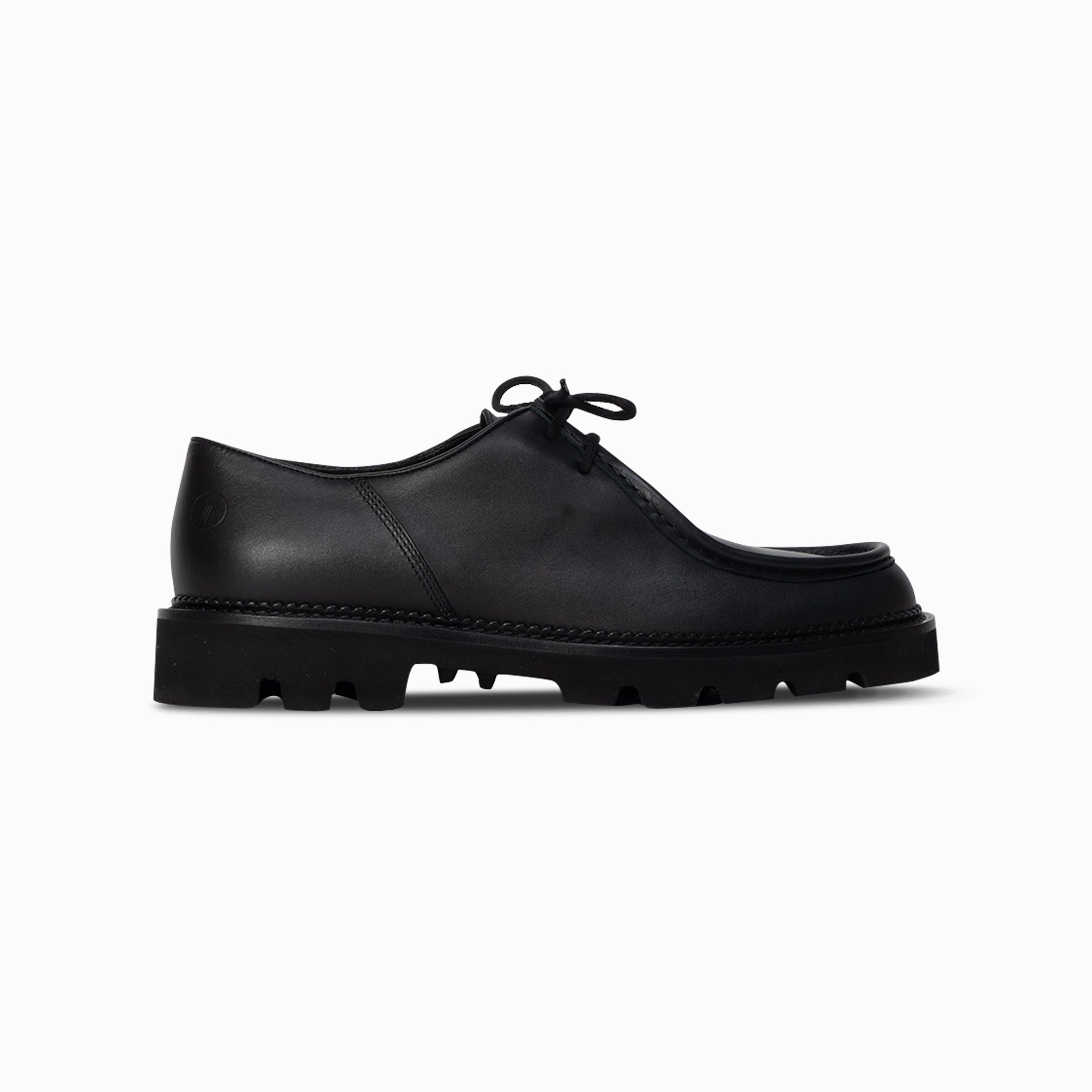 Collegium Pillar Moc-toe Derby in Nero Leather