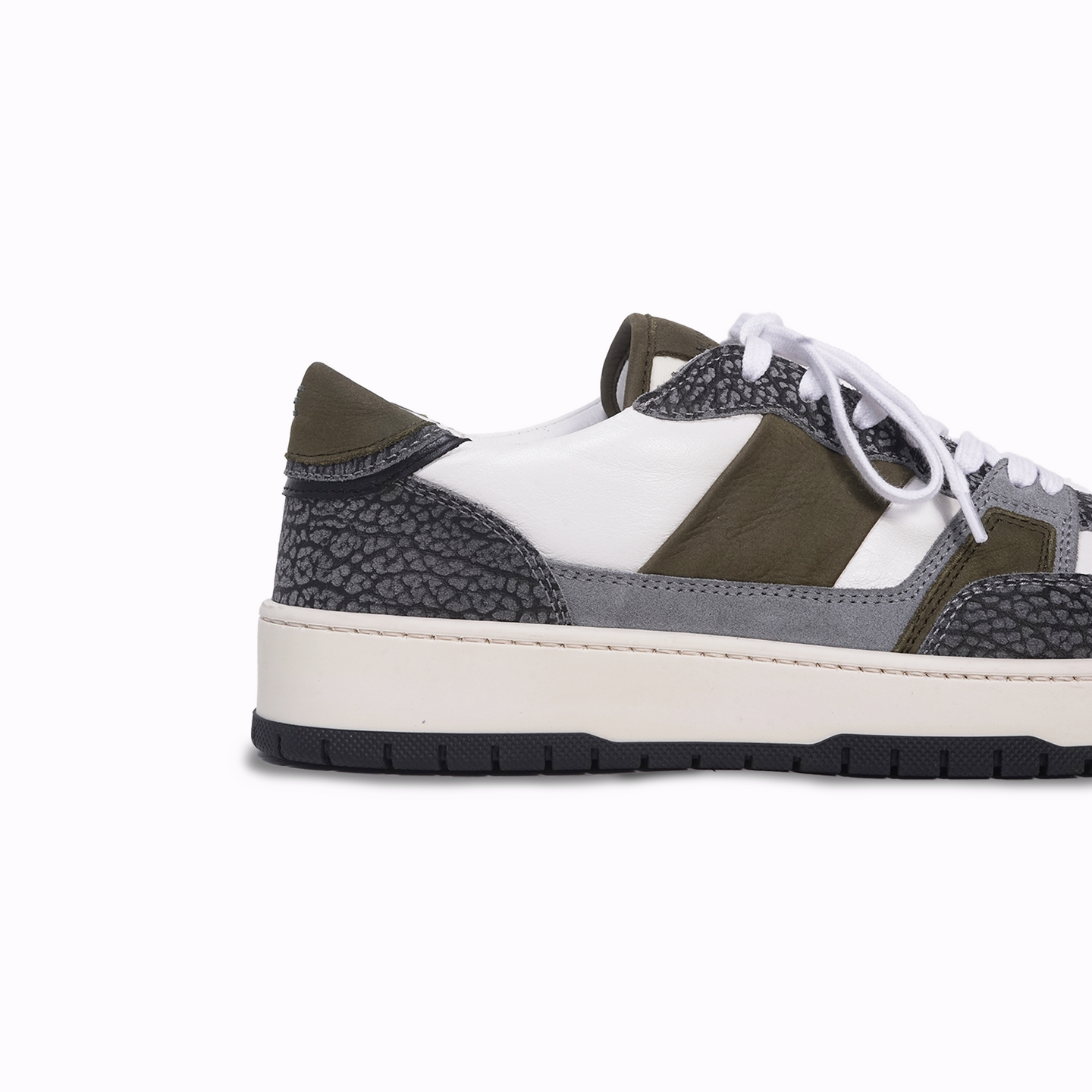 Alpha - Cracked Pillar Olive