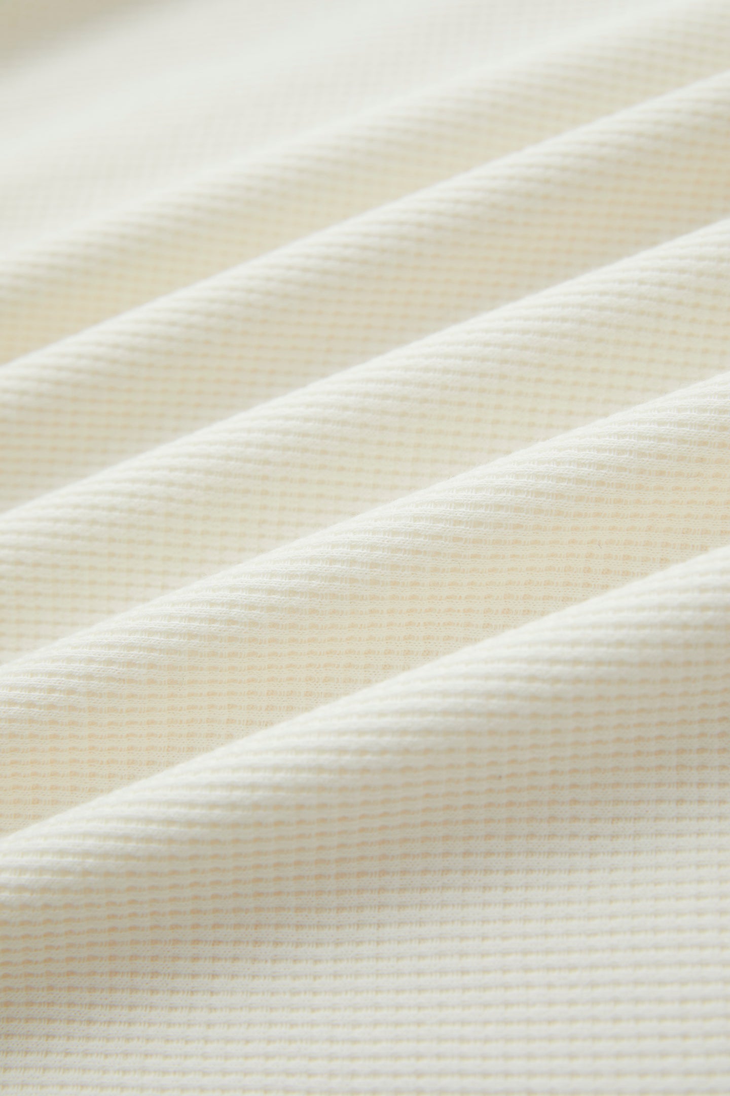 CGM Crest Henley - Cream