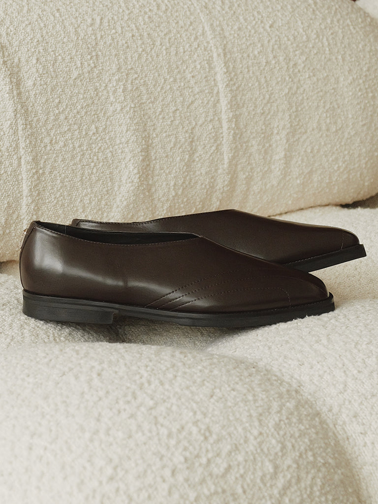 Collegium — Premium Sneakers, Designed in Los Angeles, Made in Italy.